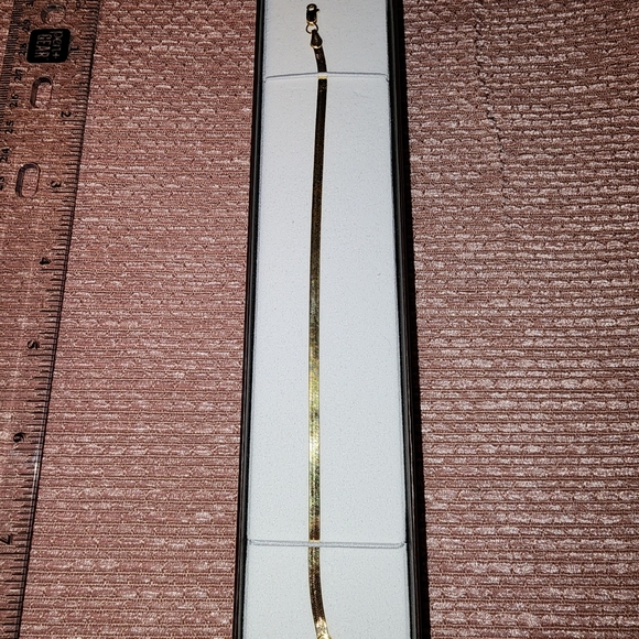 Solid 10k Gold Bracelet - Picture 8 of 15